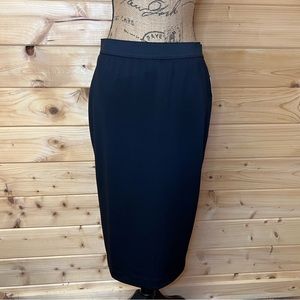 Alfani black skirt zipper closure Medium split in back polyester spandex